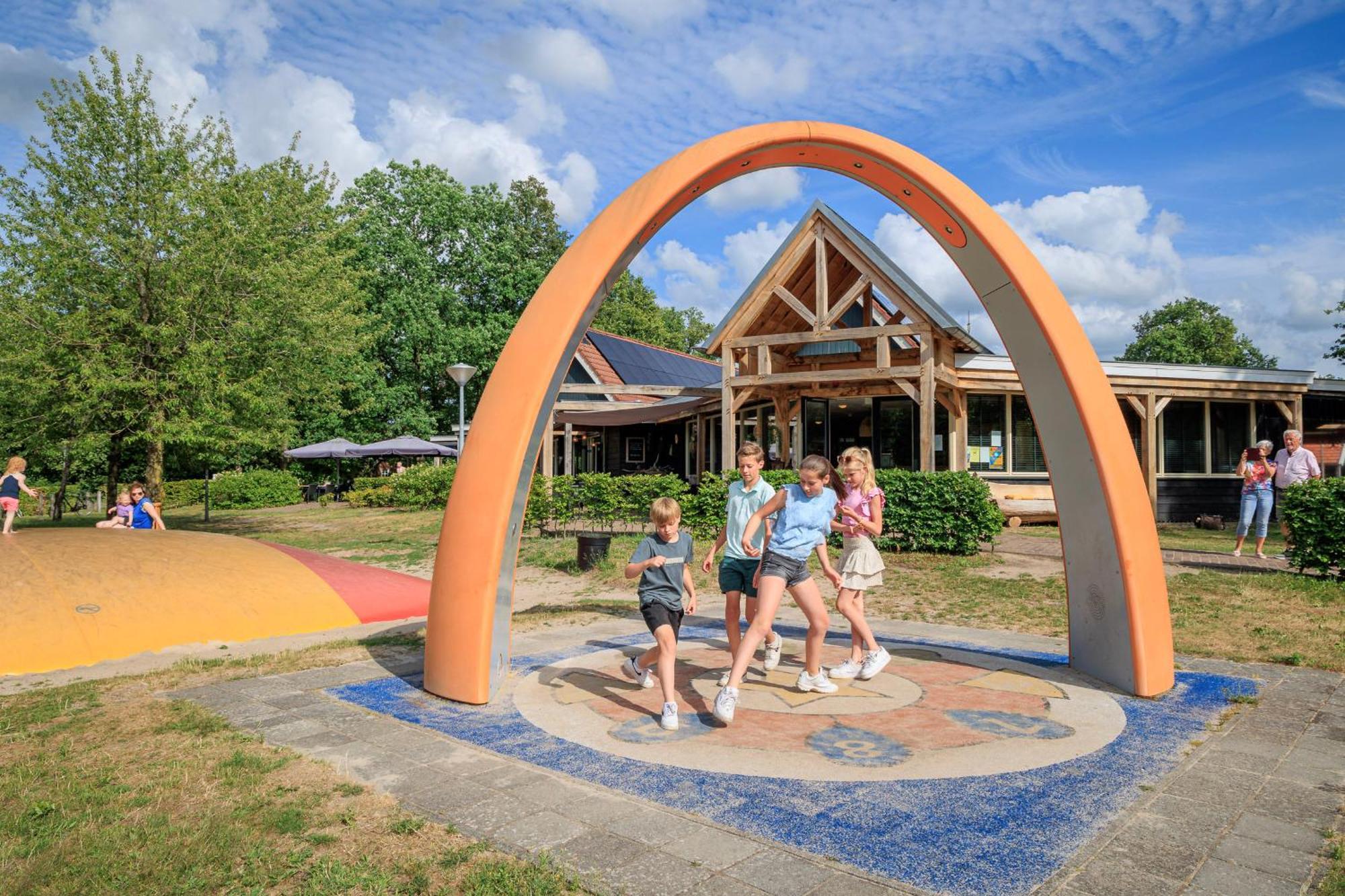 Recreatiepark Kaps Hotel Tubbergen Екстериор снимка